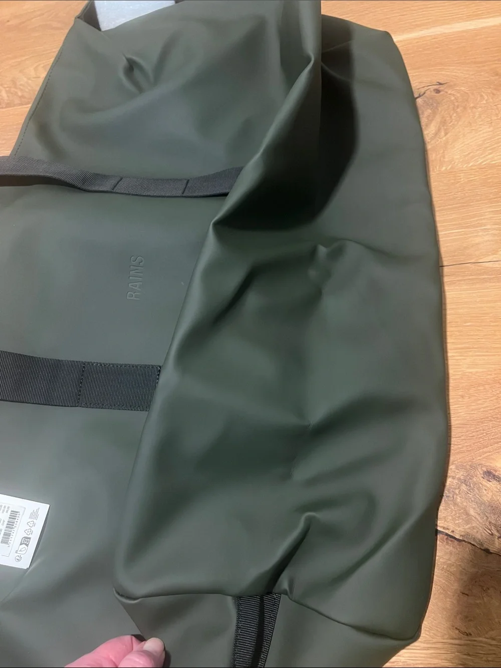 RAINS Hilo Weekend Bag 14200 Green W3 Waterproof Duffel Travel Gym NWT Unisex